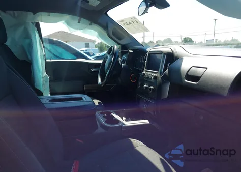 2020 Chevrolet Silverado 1500 4Wd Short Bed Lt Trail Boss z USA, uszkodzony, nr VIN 1GCPYFED4LZ183263